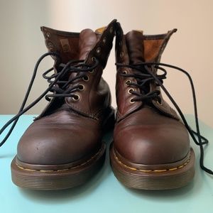 Dr. Martens 1460 Carpathian leather—Brown